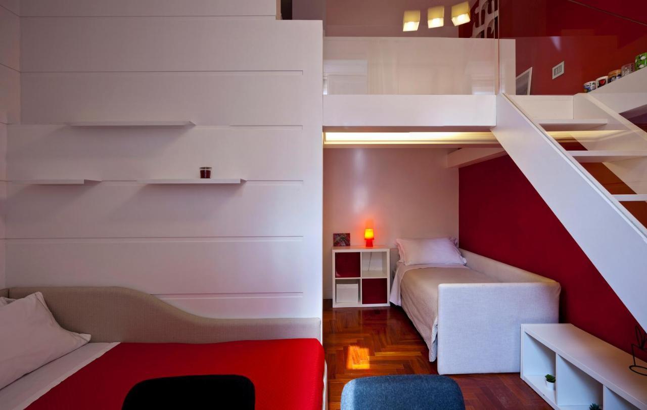 Elegant Apartment At Chiaia By Wonderful Italy Naples Exterior photo